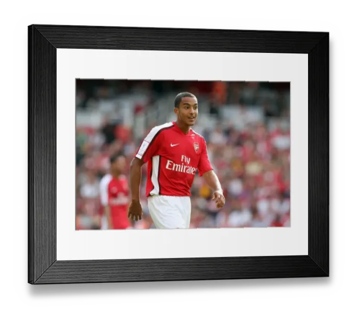 Framed Print : Theo Walcott's Heartbreaker: Arsenal 0-1 Juventus, Emirates Cup 2008 Framed Print : Theo Walcott's Heartbreaker: Arsenal 0-1 Juventus, Emirates Cup 2008
