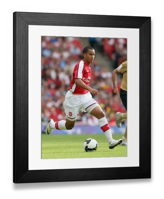 Framed Print : Theo Walcott's Heartbreaking Goal: Arsenal 0-1 Juventus, Emirates Cup 2008 Framed Print : Theo Walcott's Heartbreaking Goal: Arsenal 0-1 Juventus, Emirates Cup 2008