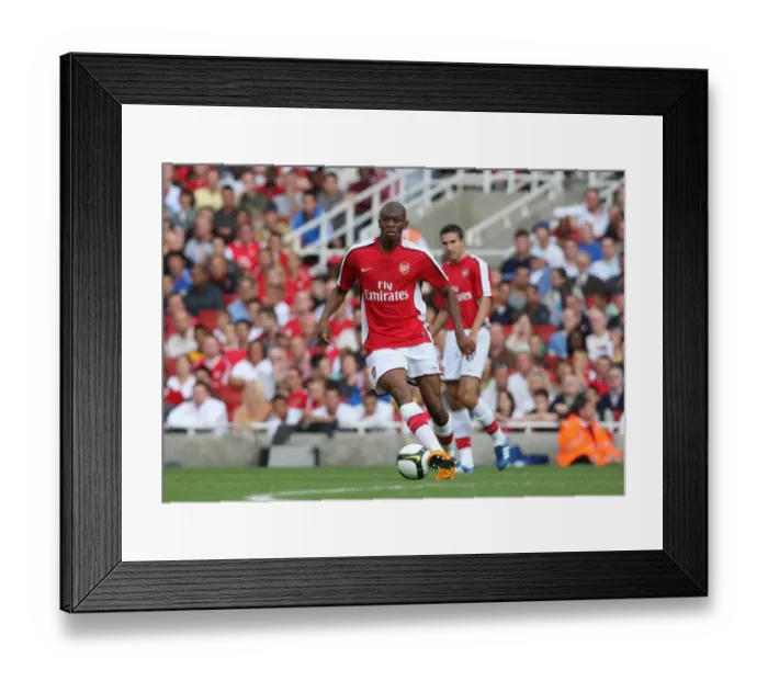 Framed Print : Abou Diaby's Goal: Arsenal's 1-0 Victory Over Real Madrid at Emirates Cup, 2008