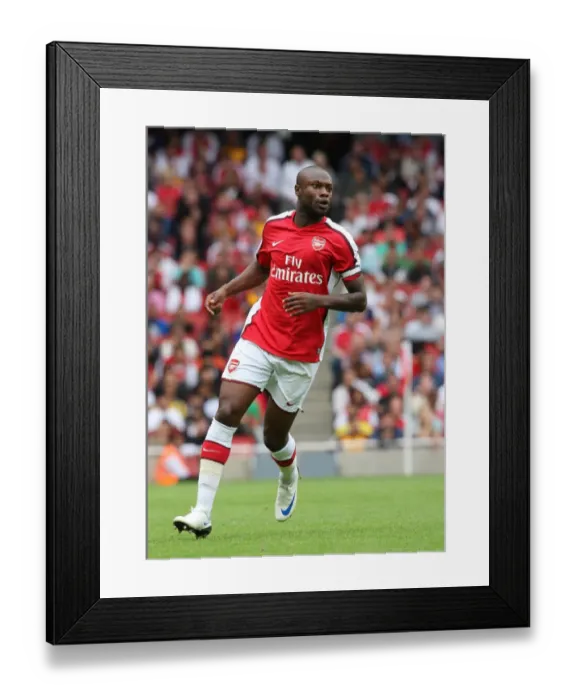 Framed Print : William Gallas's Victory: Arsenal 1-0 Real Madrid, Emirates Cup 2008 Framed Print : William Gallas's Victory: Arsenal 1-0 Real Madrid, Emirates Cup 2008