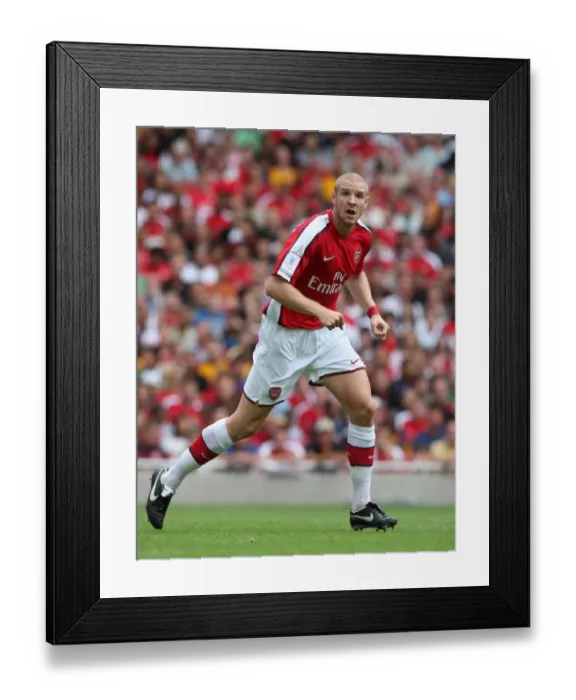 Framed Print : Philippe Senderos's Thrilling Goal: Arsenal's 1-0 Victory Over Real Madrid at Emirates Cup, 2008