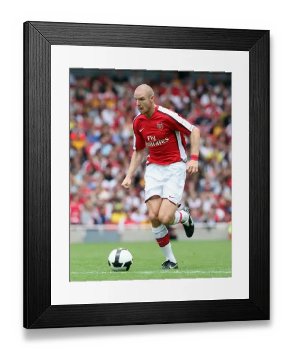 Framed Print : Senderos's Winning Goal: Arsenal 1-0 Real Madrid, Emirates Cup 2008 Framed Print : Senderos's Winning Goal: Arsenal 1-0 Real Madrid, Emirates Cup 2008