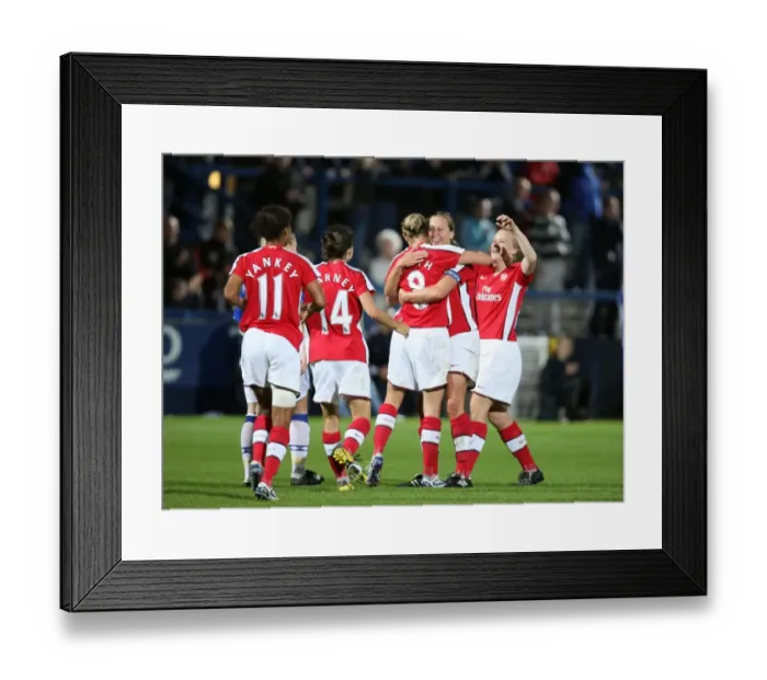 Framed Print : Kelly Smith celebrates scoring Arsenals goal