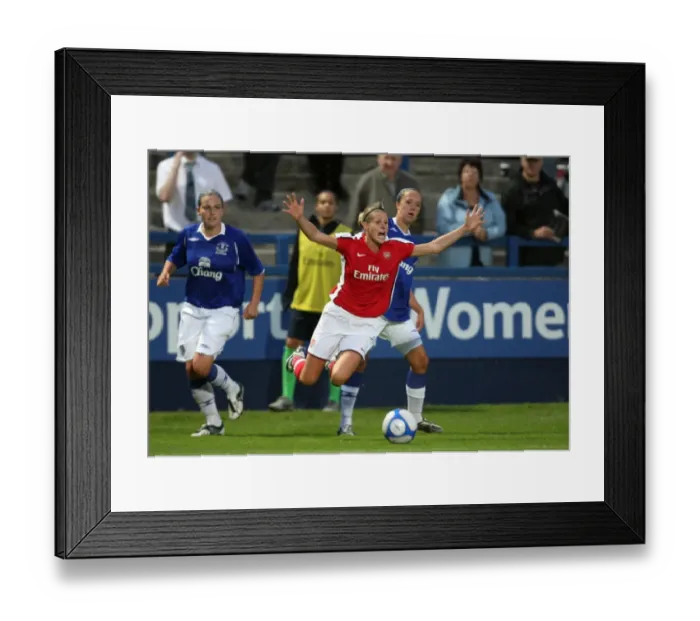 Framed Print : Kelly Smith (Arsenal) Jo Potter (Everton)