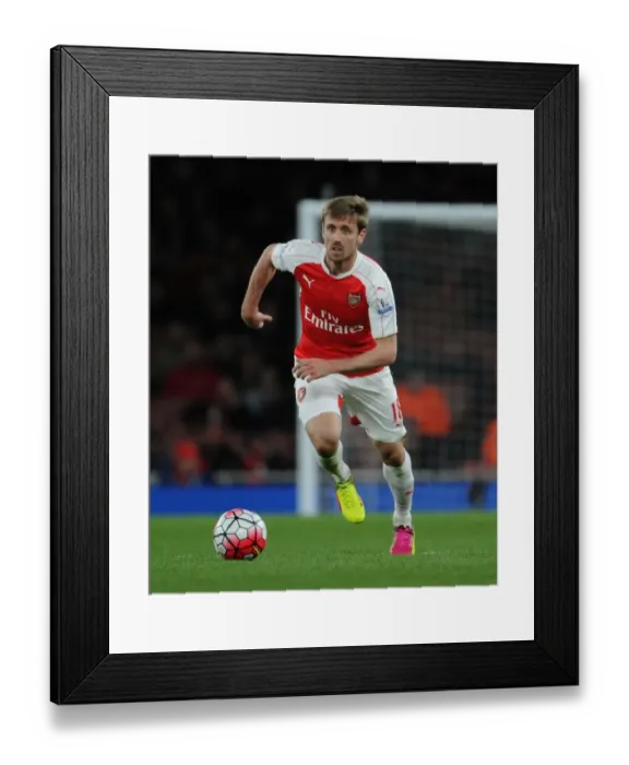 Framed Print : Nacho Monreal in Action: Arsenal vs. West Bromwich Albion, Premier League 2015-16