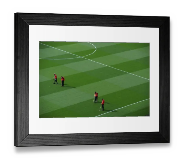 Framed Print : Arsenal Groundstaff Preparing Emirates Stadium Pitch for Arsenal vs West Bromwich Albion (2015-16) Framed Print : Arsenal Groundstaff Preparing Emirates Stadium Pitch for Arsenal vs West Bromwich Albion (2015-16)