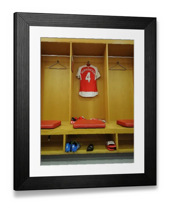 Framed Print : Per Mertesacker's Arsenal Shirt in Arsenal Changing Room before Arsenal vs West Bromwich Albion, Premier League 2015-16 Framed Print : Per Mertesacker's Arsenal Shirt in Arsenal Changing Room before Arsenal vs West Bromwich Albion, Premier League 2015-16