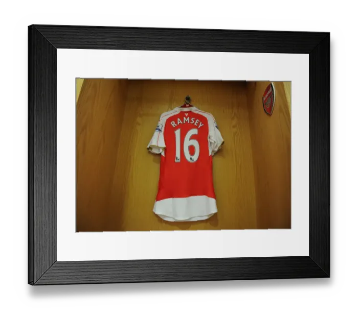 Framed Print : Aaron Ramsey's Arsenal Shirt in Arsenal Changing Room Before Arsenal vs West Bromwich Albion (2015-16) Framed Print : Aaron Ramsey's Arsenal Shirt in Arsenal Changing Room Before Arsenal vs West Bromwich Albion (2015-16)