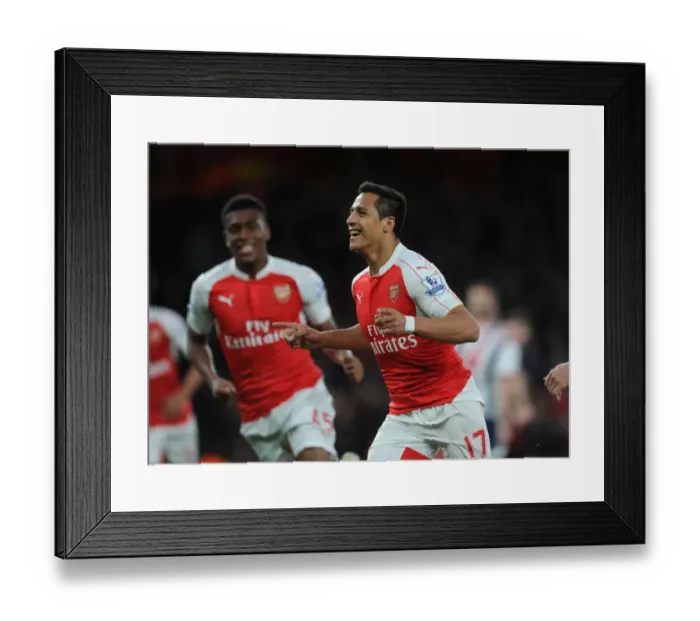 Framed Print : Alexis Sanchez Scores Arsenal's Second Goal against West Bromwich Albion (2015-16) Framed Print : Alexis Sanchez Scores Arsenal's Second Goal against West Bromwich Albion (2015-16)