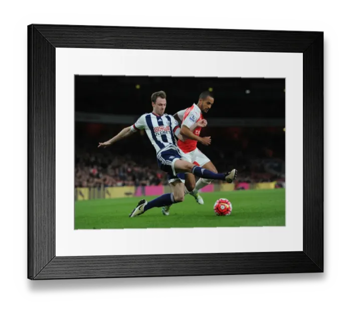 Framed Print : Theo Walcott Chases Down Jonny Evans: Tense Moment from Arsenal vs. West Bromwich Albion, Premier League 2015-16