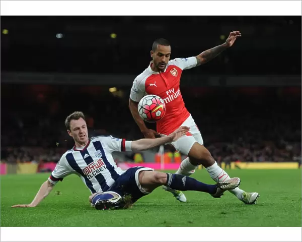 Theo Walcott's Intense Chase Down of Jonny Evans: A Thrilling Moment from Arsenal vs. West Bromwich Albion (2015-16)