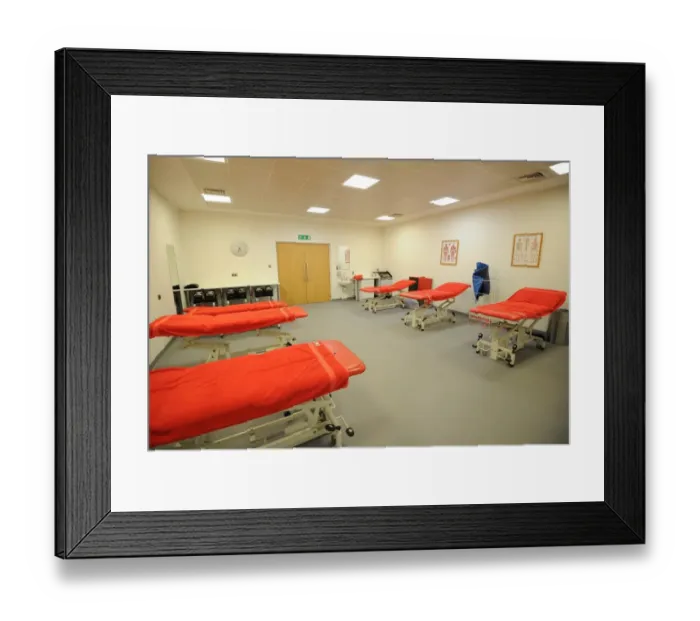Framed Print : Physio room. Arsenal 2: 0 West Bromwich Albion. Barclays Premier League. Emirates Stadium