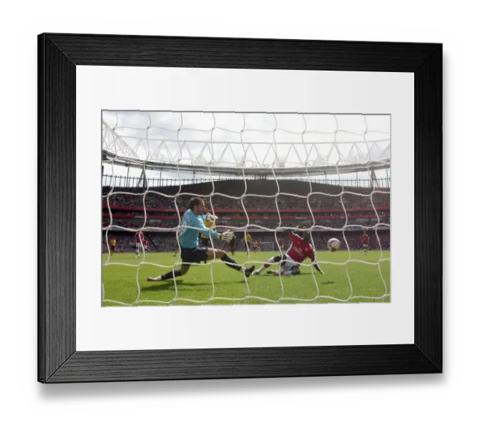 Framed Print : Adebayor offside. Arsenal 1:0 West Bromwich Albion Framed Print : Adebayor offside. Arsenal 1:0 West Bromwich Albion