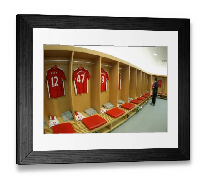Framed Print : Arsenal Changing Room: Pre-Match Focus at Emirates Stadium, 2008 Framed Print : Arsenal Changing Room: Pre-Match Focus at Emirates Stadium, 2008