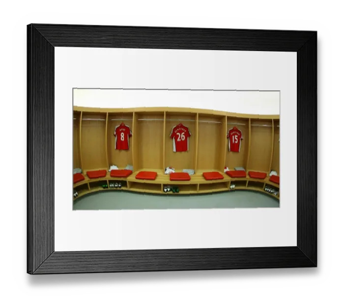 Framed Print : Arsenal Changing Room: Focus Before Victory against West Bromwich Albion, Barclays Premier League, Emirates Stadium, 2008 Framed Print : Arsenal Changing Room: Focus Before Victory against West Bromwich Albion, Barclays Premier League, Emirates Stadium, 2008
