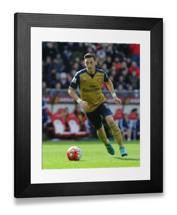 Framed Print : Jack Wilshere: In Action Against Sunderland (Premier League 2015-16)