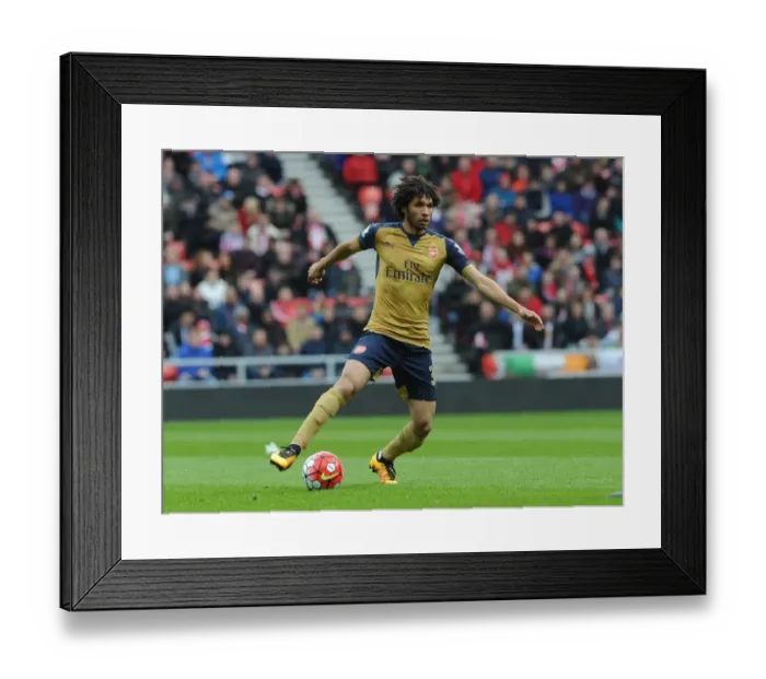 Framed Print : Arsenal's Mohamed Elneny in Action: Sunderland vs Arsenal (2015-16 Premier League)