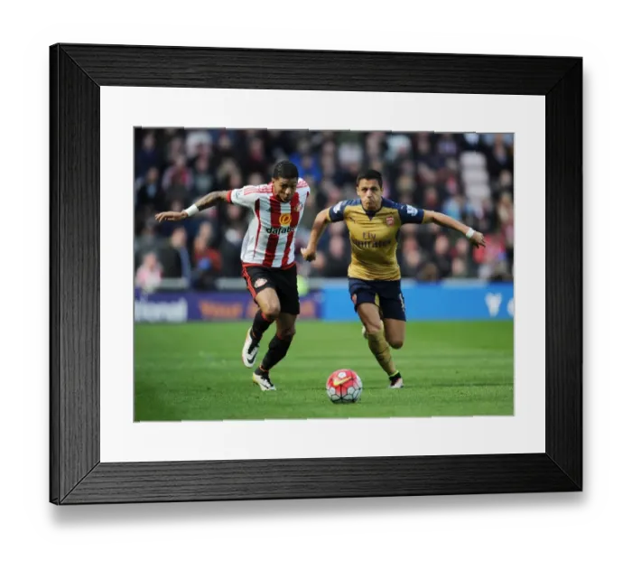 Framed Print : Sanchez vs Yedlin: A Premier League Showdown at Sunderland, 2015-16 Framed Print : Sanchez vs Yedlin: A Premier League Showdown at Sunderland, 2015-16
