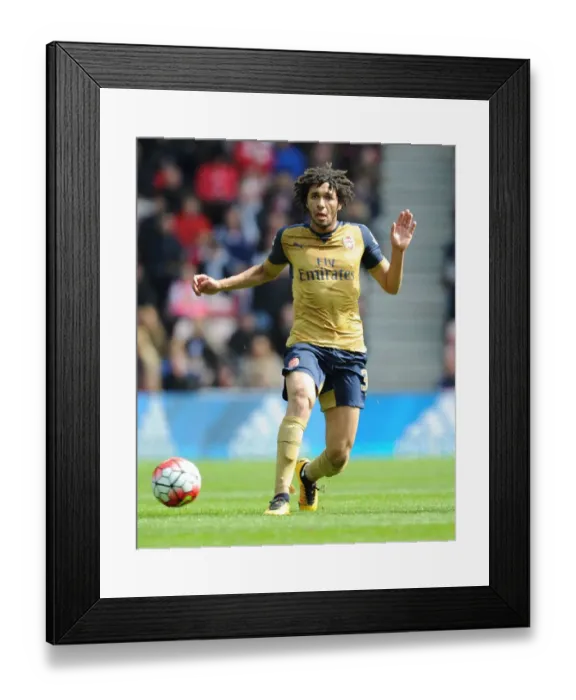 Framed Print : Mohamed Elneny in Action: Arsenal vs. Sunderland (2015-16)