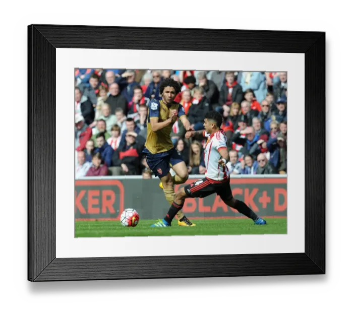 Framed Print : Intense Battle: Mohamed Elneny vs. DeAndre Yedlin - Sunderland v Arsenal (Premier League 2015-16) Framed Print : Intense Battle: Mohamed Elneny vs. DeAndre Yedlin - Sunderland v Arsenal (Premier League 2015-16)