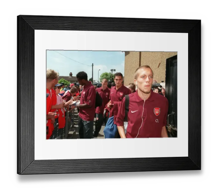 Framed Print : Mannone Vito: Arsenal FC Goalkeeper Framed Print : Mannone Vito: Arsenal FC Goalkeeper