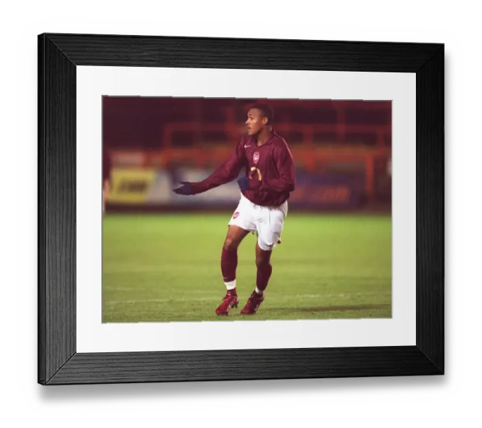 Framed Print : Jay Simpson (Arsenal). Arsenal Reserves 2: 2 Southampton Reserves