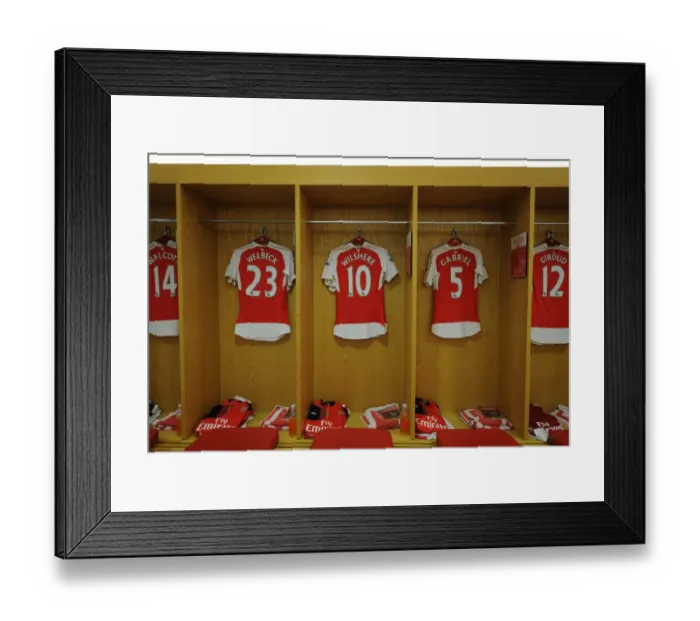 Framed Print : Arsenal Players Gear Up: Arsenal vs Norwich City, Premier League 2015-16 Framed Print : Arsenal Players Gear Up: Arsenal vs Norwich City, Premier League 2015-16