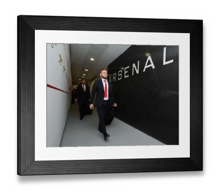 Framed Print : Behind the Scenes: Jack Wilshere's Pre-Match Routine with Arsenal (2015-16) vs Norwich City Framed Print : Behind the Scenes: Jack Wilshere's Pre-Match Routine with Arsenal (2015-16) vs Norwich City
