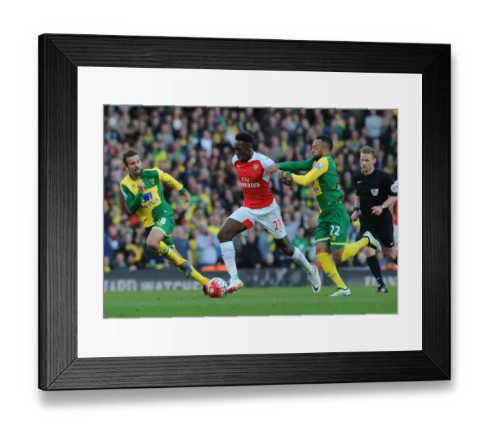 Framed Print : Arsenal's Danny Welbeck Scores Past Norwich's Nathan Redmond: Arsenal vs Norwich City, Premier League 2015-16