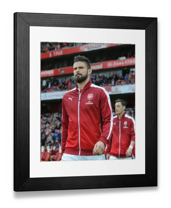 Framed Print : Arsenal's Olivier Giroud Gears Up for Norwich City Showdown (April 2016)