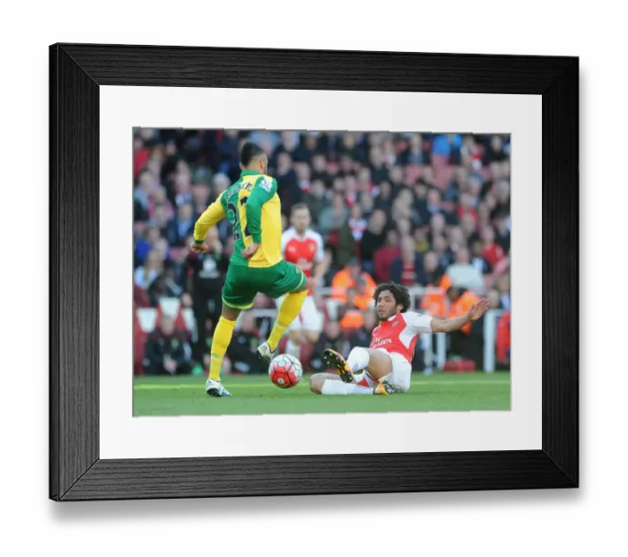 Framed Print : Elneny vs. Redmond: A Battle of Midfielders in Arsenal's Triumph over Norwich City, Premier League 2015-16