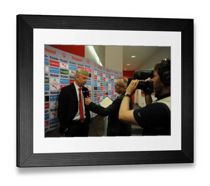 Framed Print : Arsene Wenger: Arsenal Manager Before Arsenal vs Norwich City (2016)