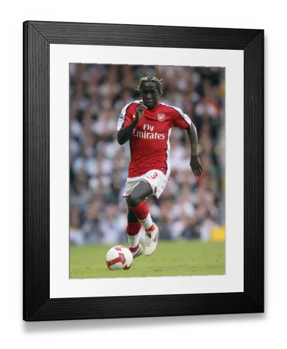 Framed Print : Bacary Sagna: Defending Glory at Craven Cottage (Arsenal 1:0 Fulham, 2008)