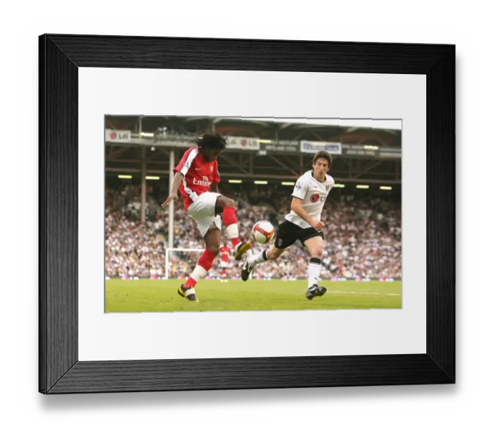 Framed Print : Alex Song (Arsenal) Andranik (Fulham) Framed Print : Alex Song (Arsenal) Andranik (Fulham)