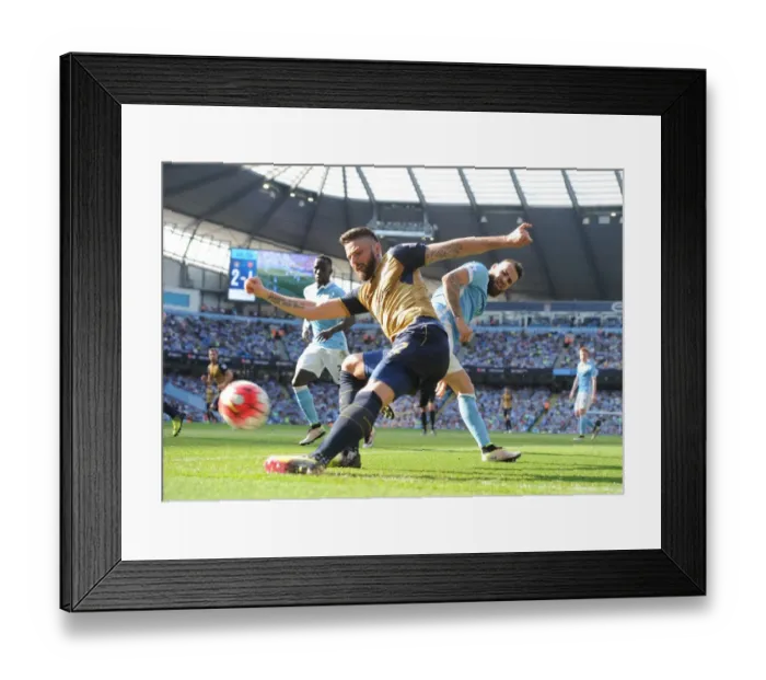 Framed Print : Giroud Surges Past Otamendi: A Pivotal Moment in the 2015-16 Manchester City vs Arsenal Premier League Clash