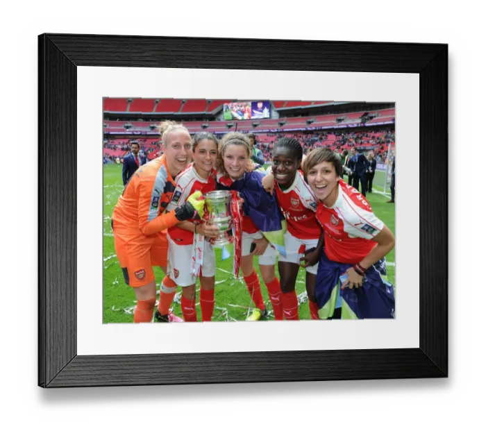 Framed Print : Arsenal Ladies Triumph in FA Cup Final: Van Veenendaal, van de Donk, Janssen, Oshoala, and Corredera Celebrate Victory