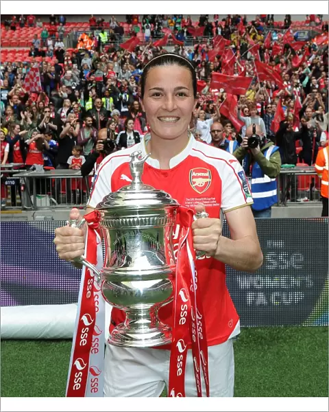 Arsenal Ladies Triumph: Natalia Pablos Sanchon Lifts FA Cup after Victory over Chelsea Ladies