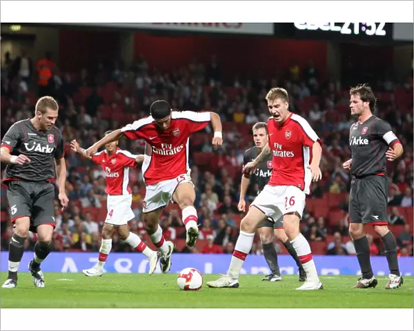 Denilson sets up the 4th Arsenal goal scored by Nicklas Bendtner