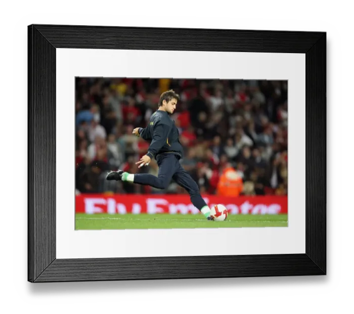 Framed Print : Arsenal's Lukasz Fabianski Shines in 4-0 UEFA Champions League Victory over FC Twente (2008) Framed Print : Arsenal's Lukasz Fabianski Shines in 4-0 UEFA Champions League Victory over FC Twente (2008)
