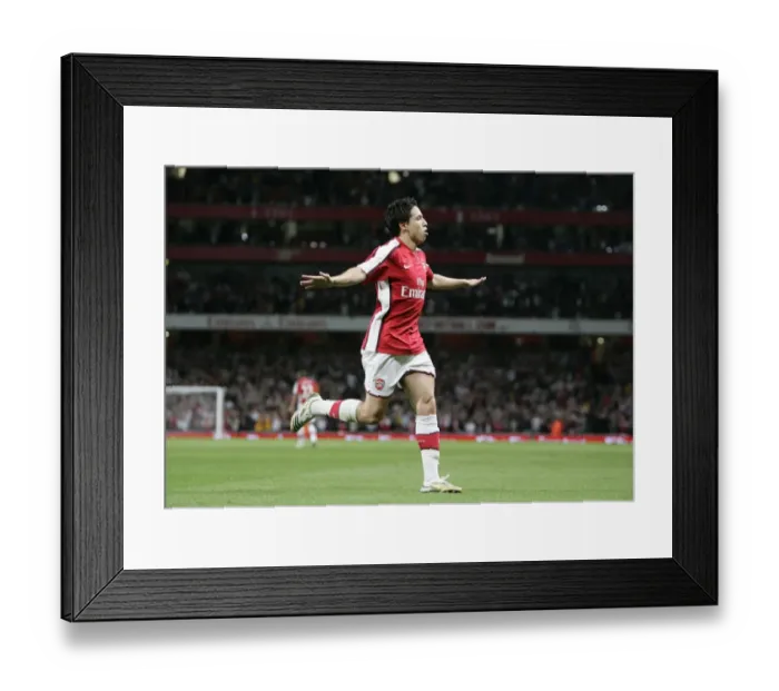 Framed Print : Samir Nasri's Thrilling Goal: Arsenal's 1st in 4:0 Victory over FC Twente (UEFA Champions League)