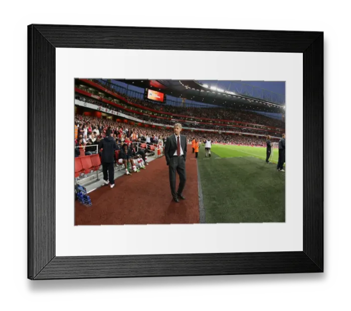 Framed Print : Arsene Wenger Guides Arsenal to a 4:0 UEFA Champions League Victory over FC Twente