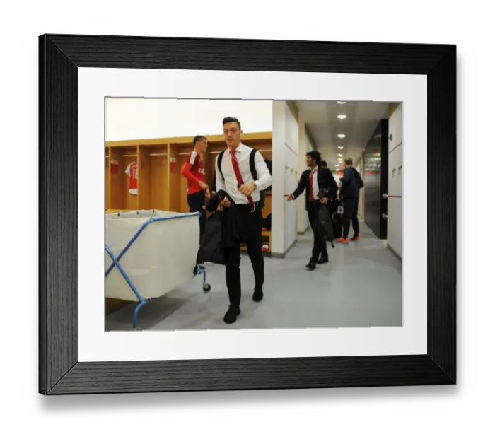 Framed Print : Mesut Ozil: Focused and Ready - Arsenal vs. Aston Villa, Premier League 2015-16