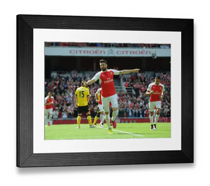 Framed Print : Giroud's Dramatic Last-Minute Strike: Arsenal Edge Past Aston Villa in 2015-16 Premier League