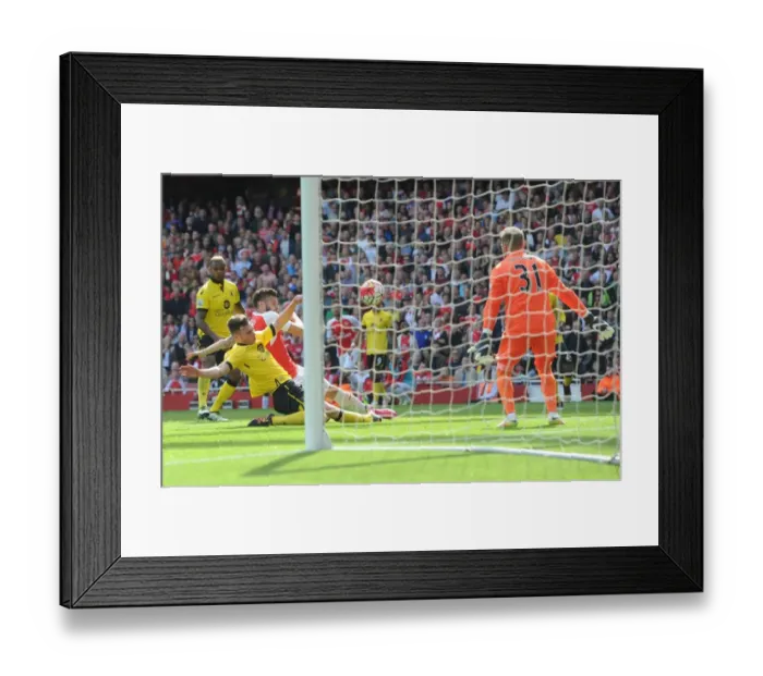 Framed Print : Giroud Scores Arsenal's Second Goal Against Aston Villa in 2015-16 Premier League Framed Print : Giroud Scores Arsenal's Second Goal Against Aston Villa in 2015-16 Premier League