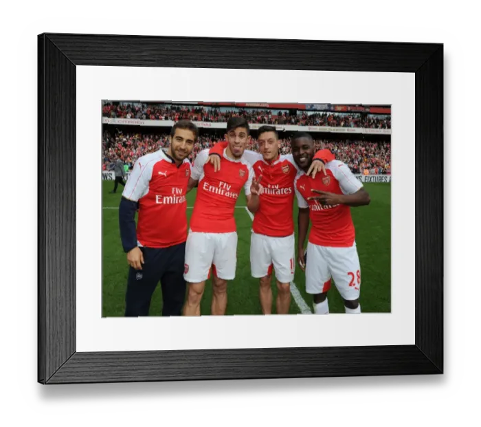 Framed Print : Arsenal Celebrate Victory: Flamini, Gabriel, Ozil, and Campbell Reunite (2015-16) Framed Print : Arsenal Celebrate Victory: Flamini, Gabriel, Ozil, and Campbell Reunite (2015-16)