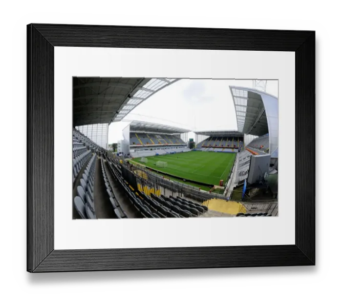 Framed Print : Arsenal at Lens Stade Bollaert-Delelis: Pre-Season Friendly, 2016 (Lens vs Arsenal) Framed Print : Arsenal at Lens Stade Bollaert-Delelis: Pre-Season Friendly, 2016 (Lens vs Arsenal)