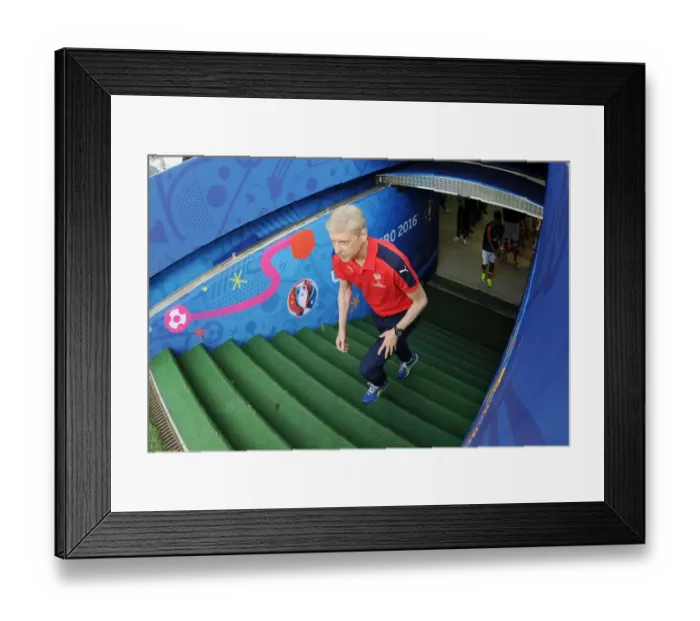 Framed Print : Arsene Wenger at Arsenal's 2016 Pre-Season Friendly in Lens, France Framed Print : Arsene Wenger at Arsenal's 2016 Pre-Season Friendly in Lens, France