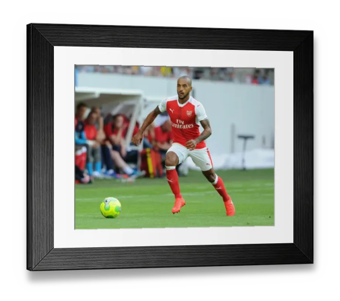 Framed Print : Theo Walcott in Action: Arsenal vs RC Lens (2016) Framed Print : Theo Walcott in Action: Arsenal vs RC Lens (2016)