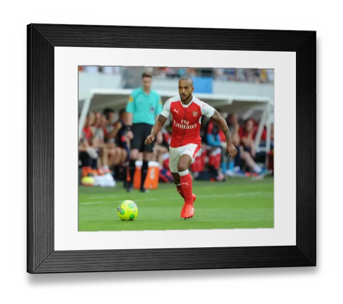 Framed Print : Theo Walcott in Action: Arsenal's Pre-Season Clash against RC Lens, 2016
