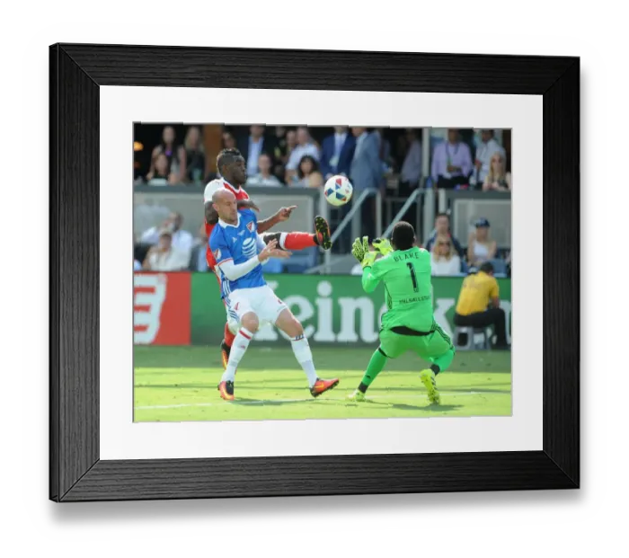 Framed Print : Arsenal vs MLS All-Stars: A Clash in San Jose (2016)